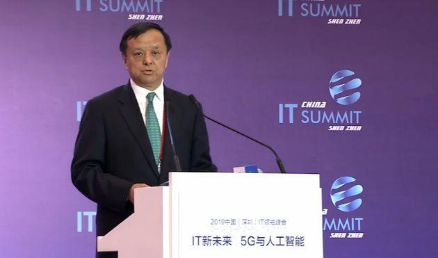 李小加：港交所擴充科技實力，未來打造數據交易所、藉助 AI 技術審閱上市文件