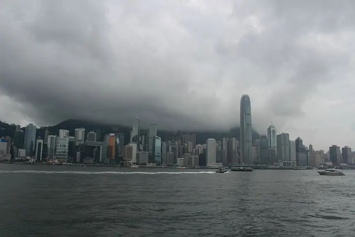 2020年香港15間券商發停業通知